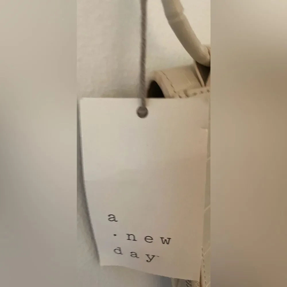 A New Day White Cellphone Crossbody Bag NWT